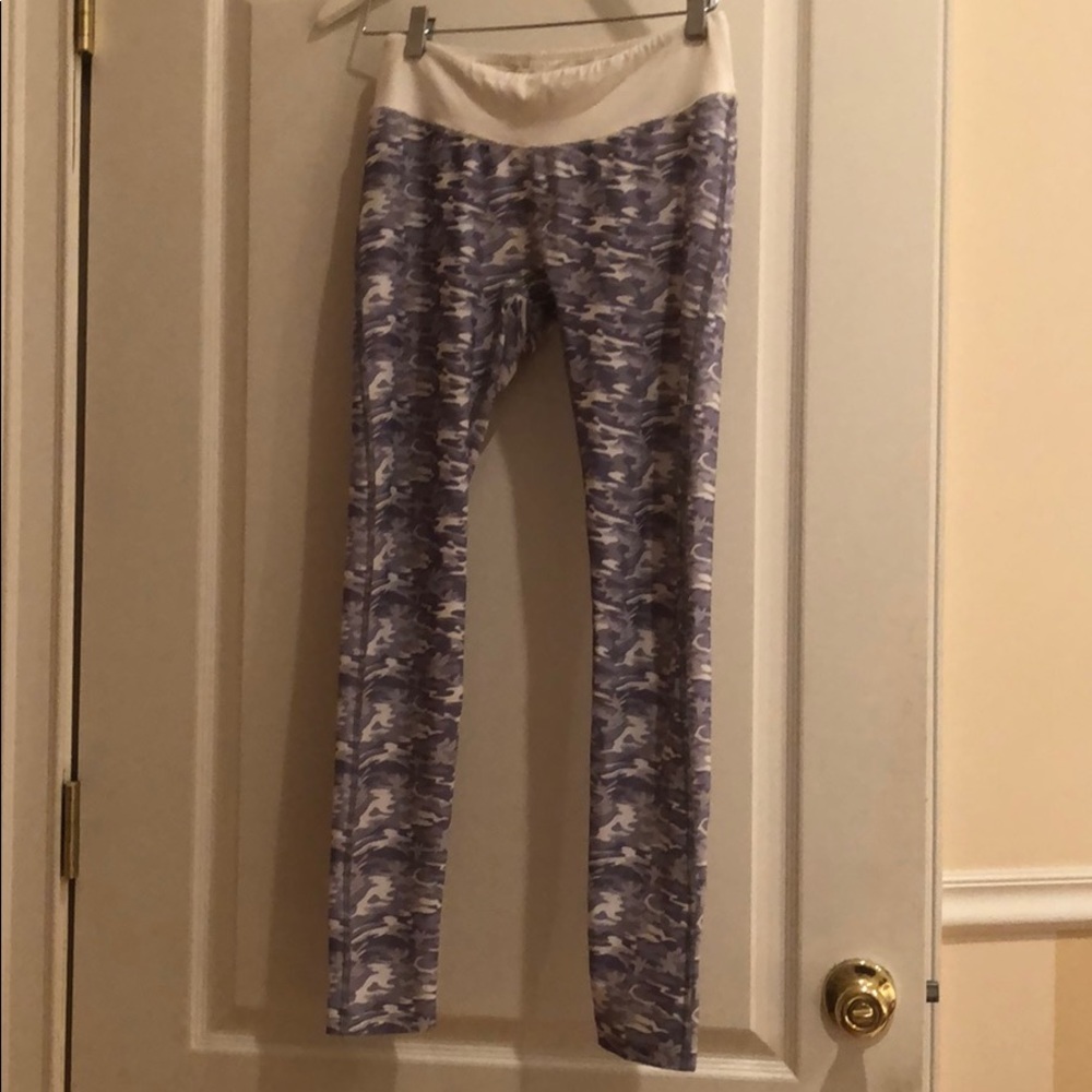 PRISMSPORT camo leggings